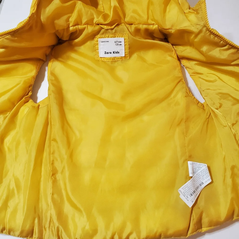 Zara Kids Girls Hooded Zipper Puffer Vest Size 6/7 Yellow